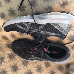 ASICS Versablast Women's Running Shoes, size  8.5
